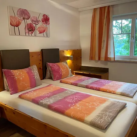 بيت ضيافة Schoeberingerhof 2*